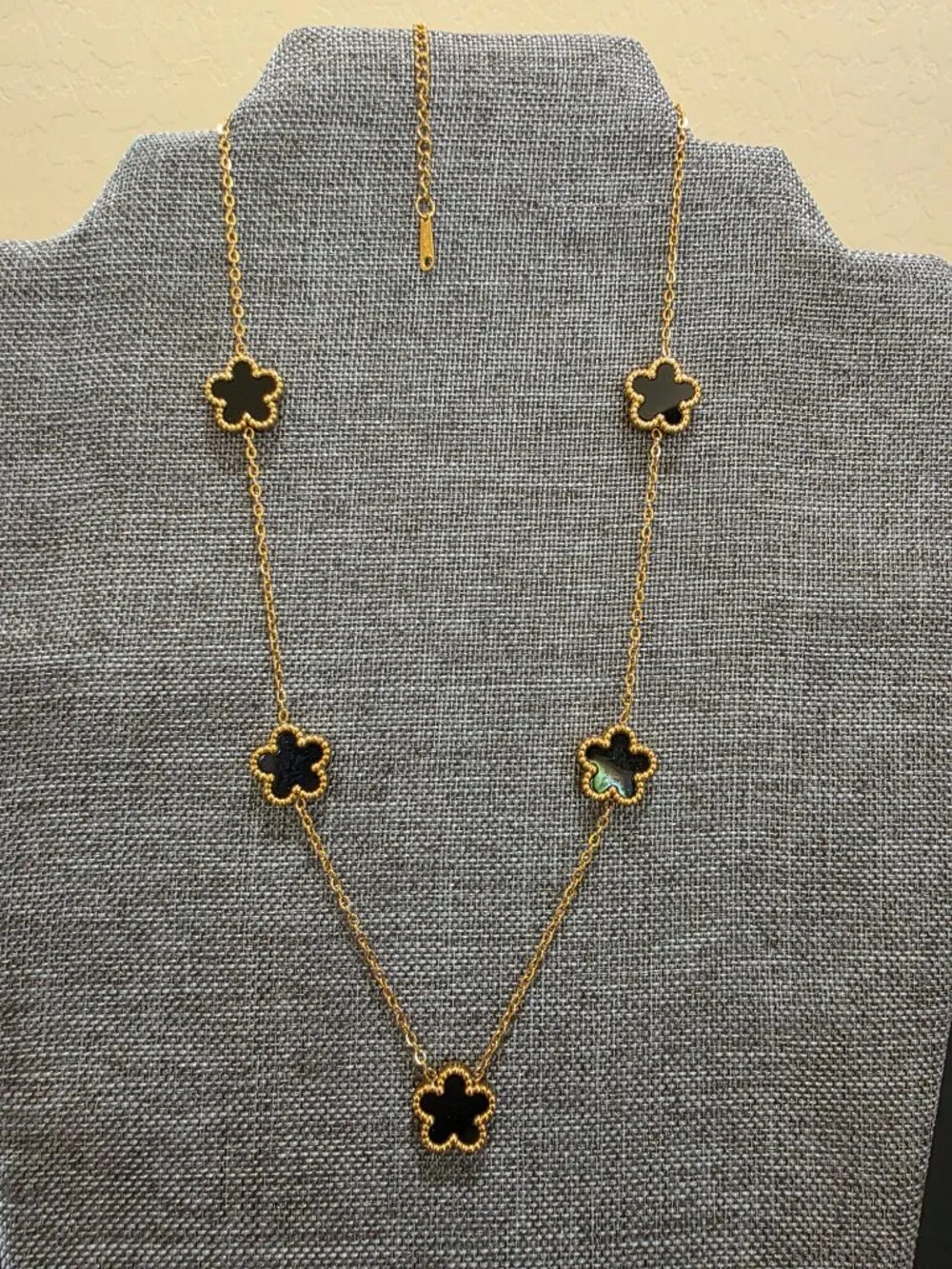 5 Motif Clover Necklace Gold Tone Stainless Steel Black Double Sided Flowers 19